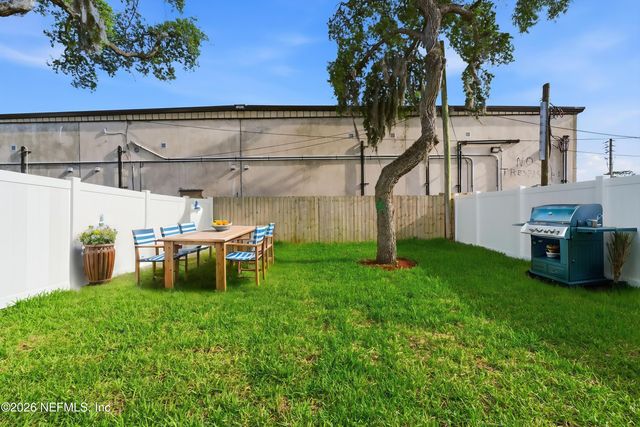 1312 1ST Avenue N, Jacksonville Beach, FL 32250