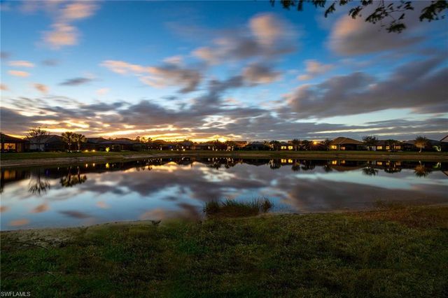 7639 Jacaranda LN, Naples, FL 34114