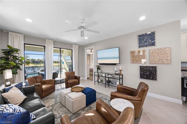 7639 Jacaranda LN, Naples, FL 34114