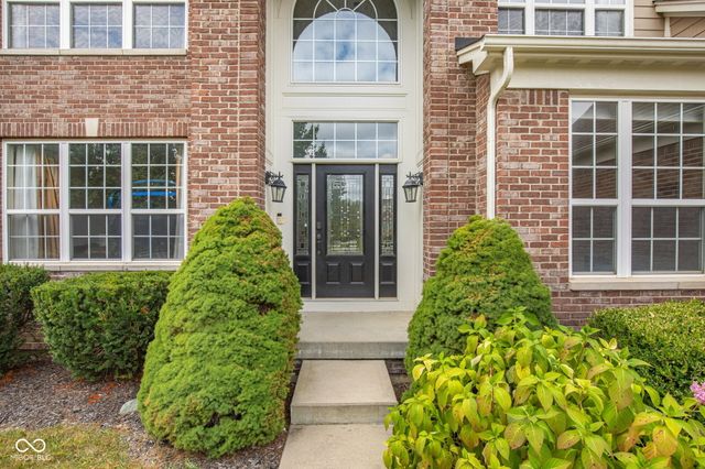 2978 Stone Creek Drive, Zionsville, IN 46077