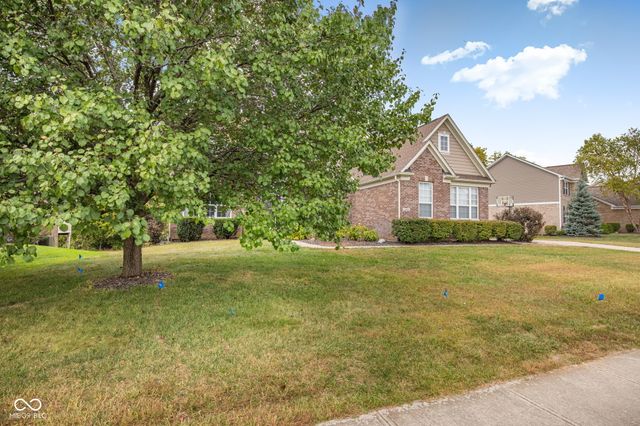 2978 Stone Creek Drive, Zionsville, IN 46077