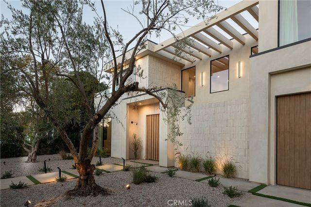 4824 Calhoun, Sherman Oaks, CA 91423