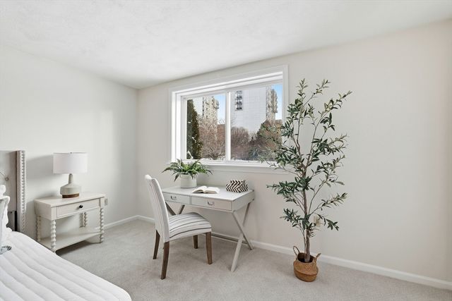 54 Broad Reach 104, Weymouth, MA 02191