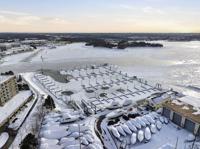 54 Broad Reach 104, Weymouth, MA 02191