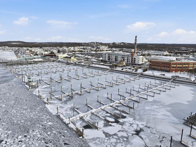 54 Broad Reach 104, Weymouth, MA 02191