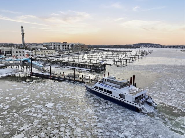 54 Broad Reach 104, Weymouth, MA 02191