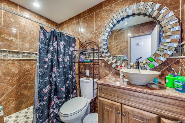 11335 Tabletop Ln, San Antonio, TX 78245
