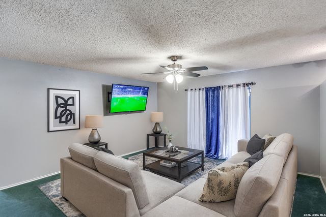 11335 Tabletop Ln, San Antonio, TX 78245