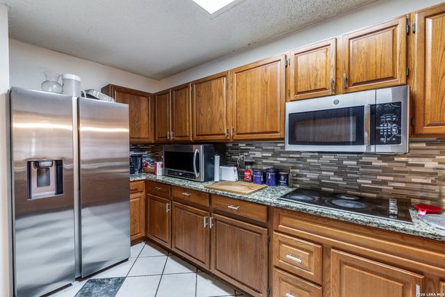 11335 Tabletop Ln, San Antonio, TX 78245