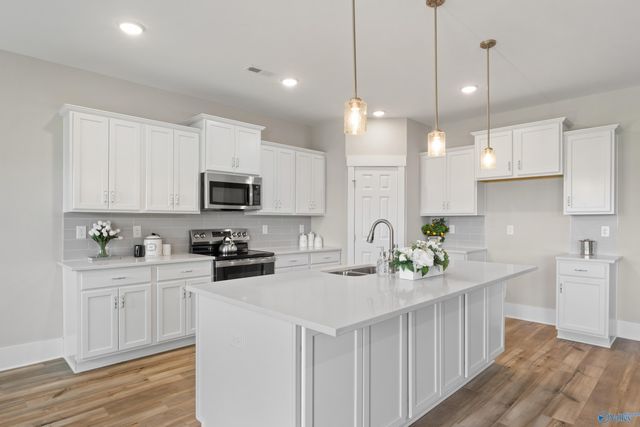 29636 Limestone Creek Way, Harvest, AL 35749