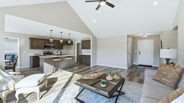 17883 Carne Cove, Leo, IN 46765