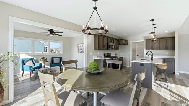 17883 Carne Cove, Leo, IN 46765