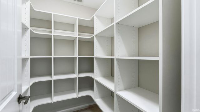 17883 Carne Cove, Leo, IN 46765