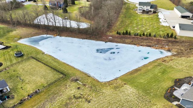 17883 Carne Cove, Leo, IN 46765