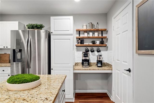 220 Renaissance Parkway NE 2217, Atlanta, GA 30308