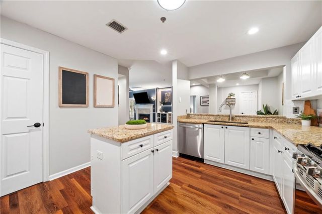 220 Renaissance Parkway NE 2217, Atlanta, GA 30308