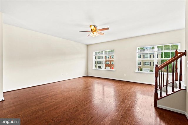 2232 MALLARD LANDING DR, Fredericksburg, VA 22408