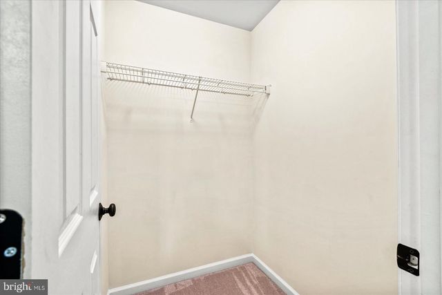 2232 MALLARD LANDING DR, Fredericksburg, VA 22408