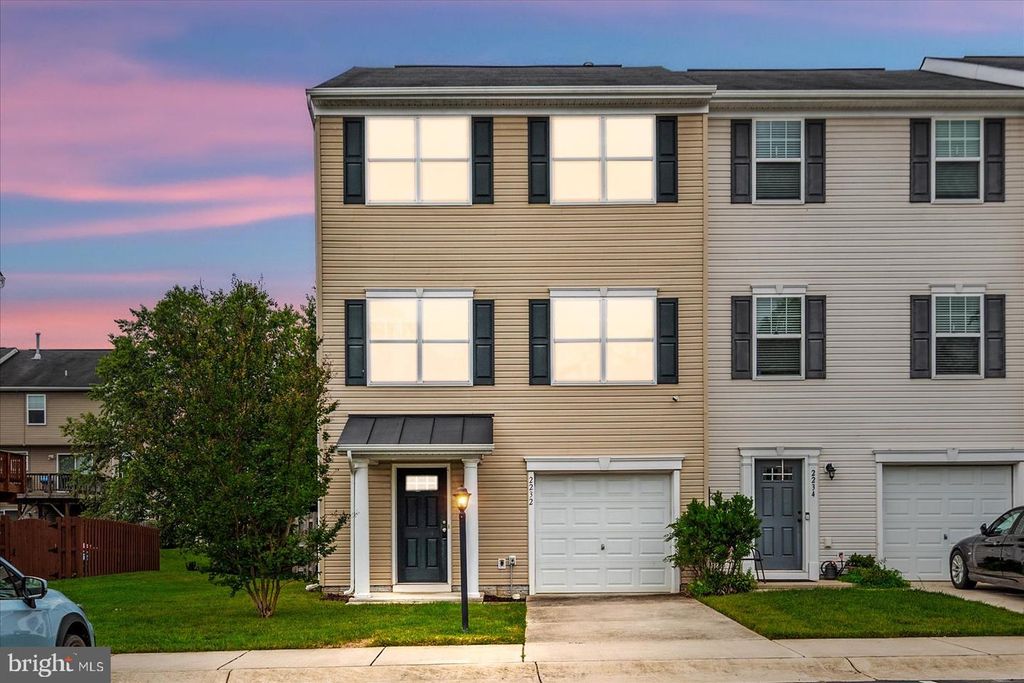 2232 MALLARD LANDING DR, Fredericksburg, VA 22408
