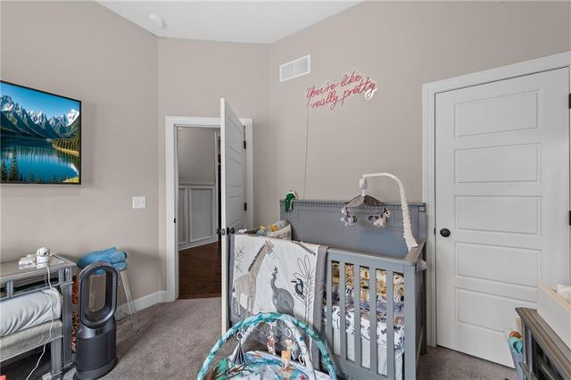 1605 NW 59th Street, Kansas City, MO 64118