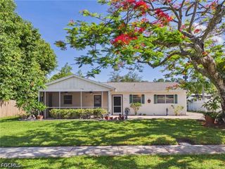 3067 Buena Vista LN, Naples, FL 34105