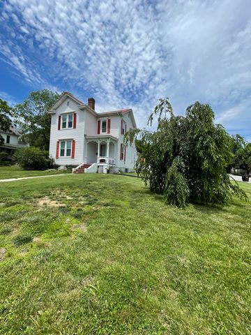 302 Danville Street, Lancaster, KY 40444