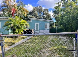 550 NW 118th St 550, Miami, FL 33168