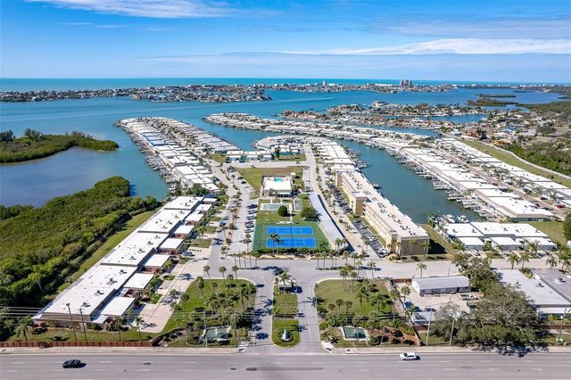 1 BOCA CIEGA POINT BOULEVARD 113, St Petersburg, FL 33708