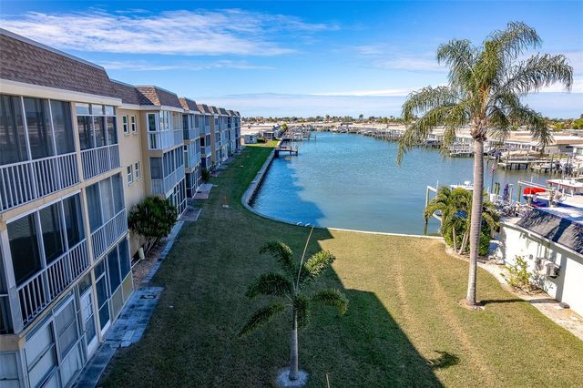 1 BOCA CIEGA POINT BOULEVARD 113, St Petersburg, FL 33708