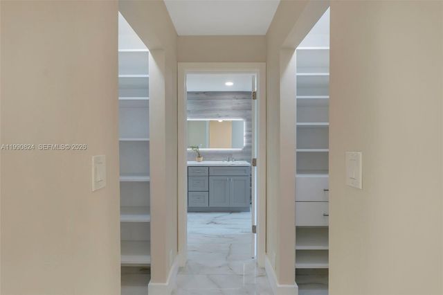10425 NW 48th Mnr 1, Coral Springs, FL 33076