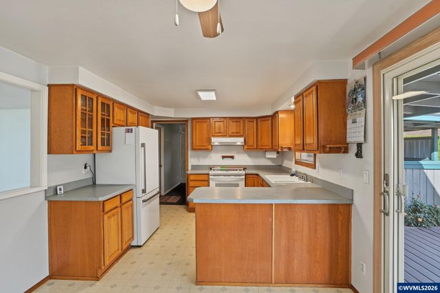 4404 47th Av NE, Salem, OR 97305