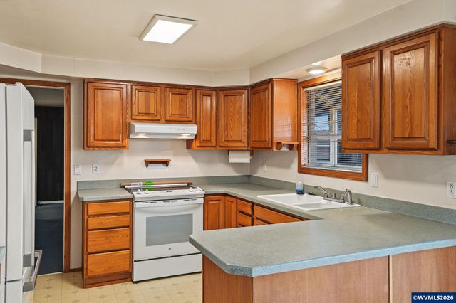 4404 47th Av NE, Salem, OR 97305
