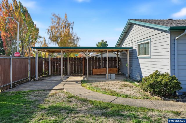 4404 47th Av NE, Salem, OR 97305