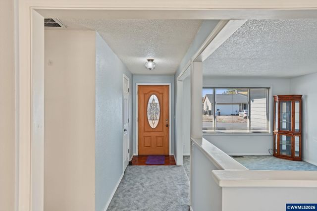 4404 47th Av NE, Salem, OR 97305