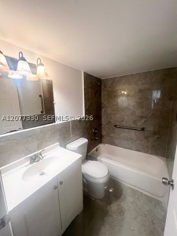 10749 Cleary Blvd 103, Plantation, FL 33324