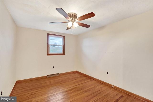 2160 N SUSQUEHANNA TRL, York, PA 17404