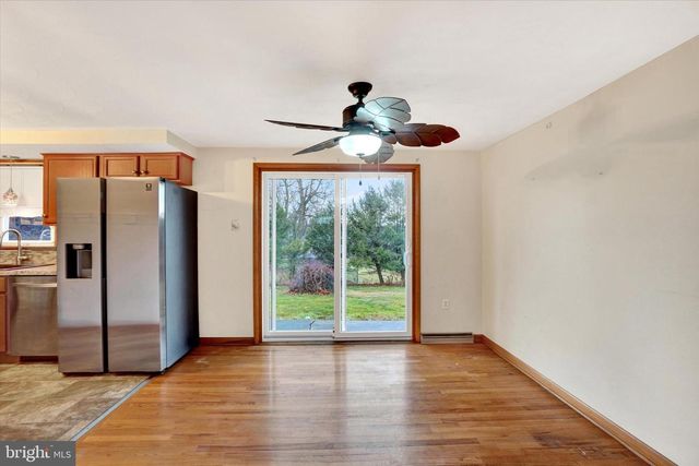 2160 N SUSQUEHANNA TRL, York, PA 17404