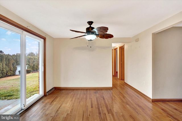 2160 N SUSQUEHANNA TRL, York, PA 17404