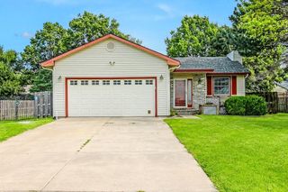 620 E School St, Rose Hill, KS 67133