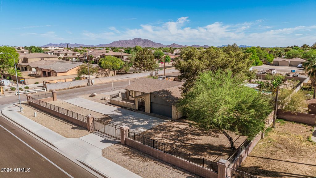 13143 E OCOTILLO Road, Chandler, AZ 85249 — photo 2