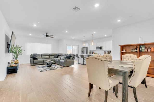 7066 Cheshire Avenue, Fresno, CA 93723