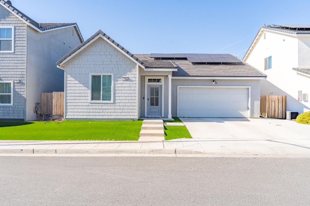 7066 Cheshire Avenue, Fresno, CA 93723