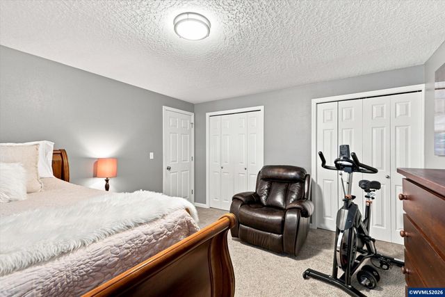 1323 Garden Wy, Woodburn, OR 97071