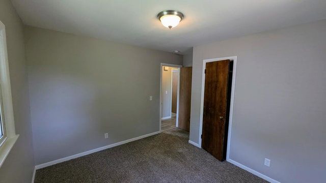 2211 Roseland Avenue, Kalamazoo City, MI 49001