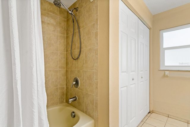 9043 TOURNAMENT DRIVE, Hudson, FL 34667