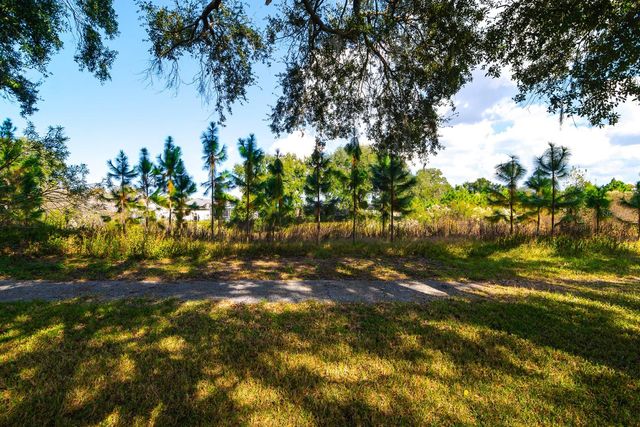 9043 TOURNAMENT DRIVE, Hudson, FL 34667