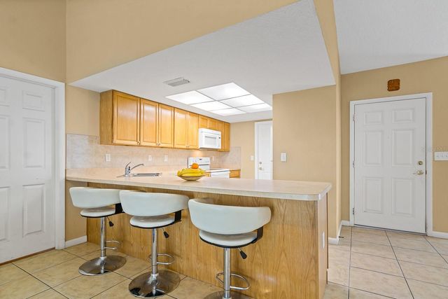 9043 TOURNAMENT DRIVE, Hudson, FL 34667