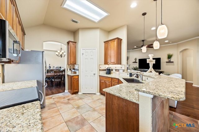 124 Brookbend, Cibolo, TX 78108
