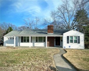 1833 N 33rd Street, Kansas City, KS 66104