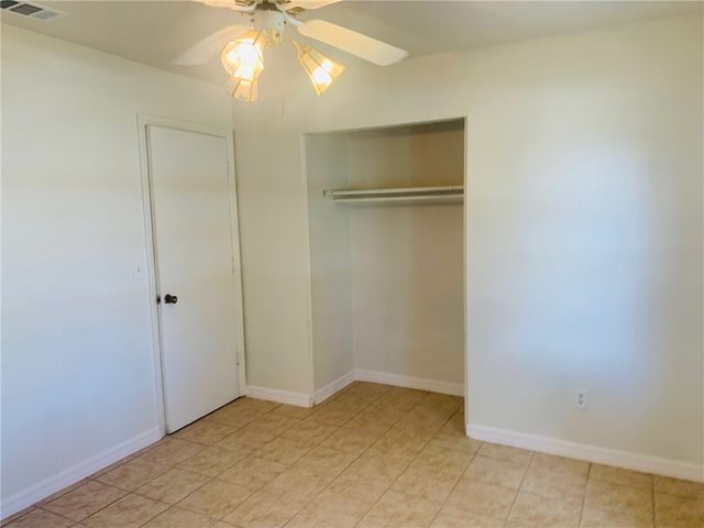 985 23rd Place SW, Vero Beach, FL 32962